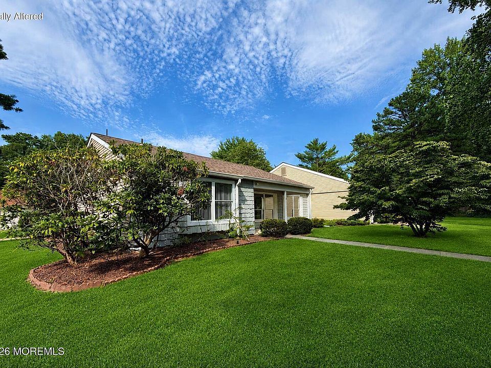 1st image of 715A Wooton Ct