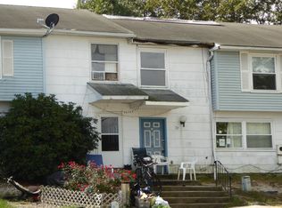 27 Potomac Ct, Barnegat, NJ 08005