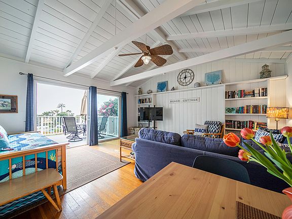 Great Liv Rm opens to deck, views