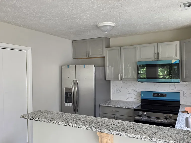 6768 Willowbrook Dr — Photo 5