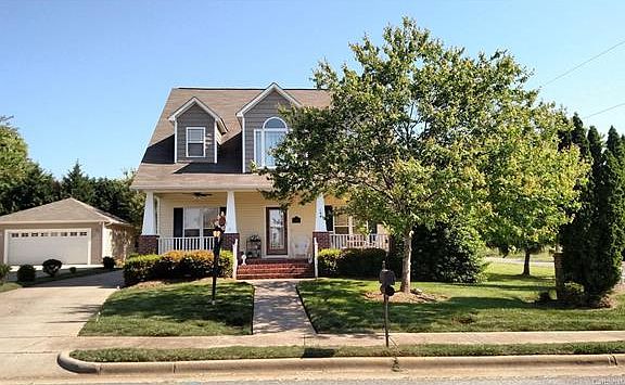 3rd image of 104 Tarrington Dr #1