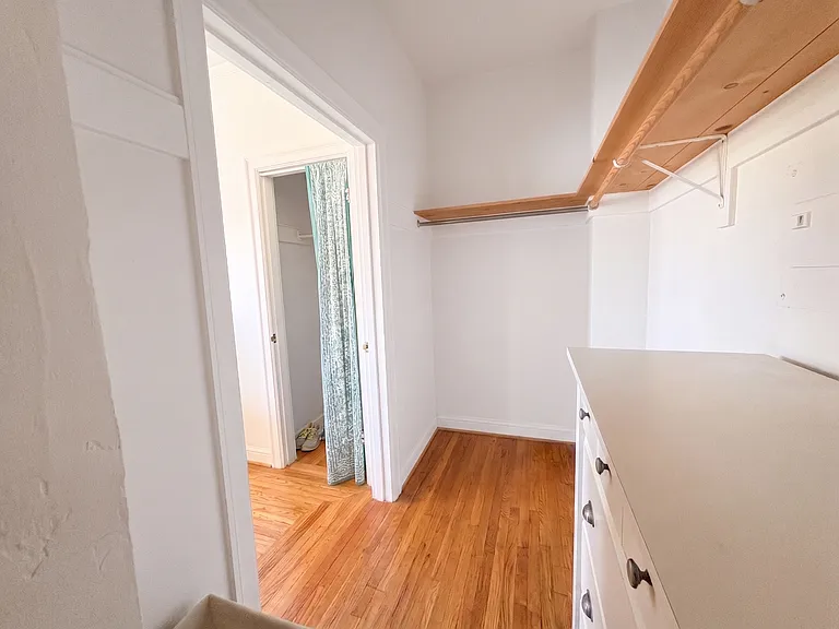 2495 Sutter St #10 — Photo 5