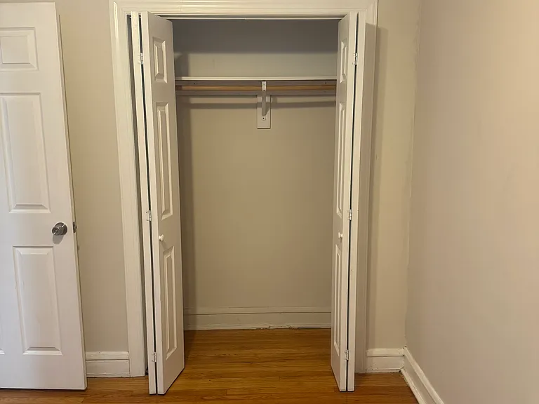 4220 N Clark St #1 — Photo 14