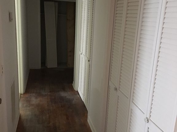5th image of 410 N Norwood St