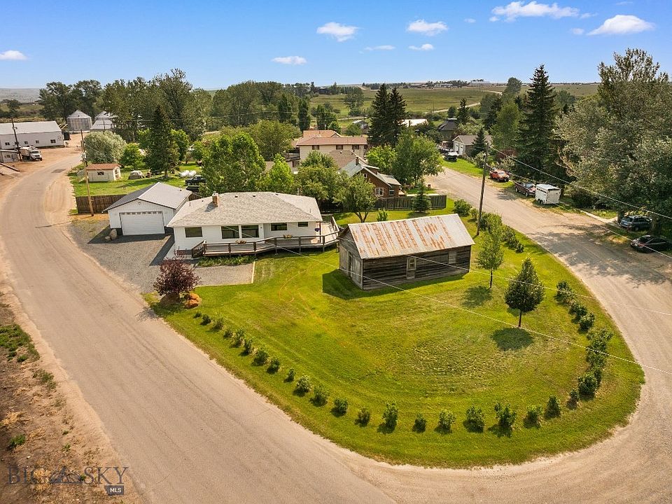 1st image of 10 Lake Rd