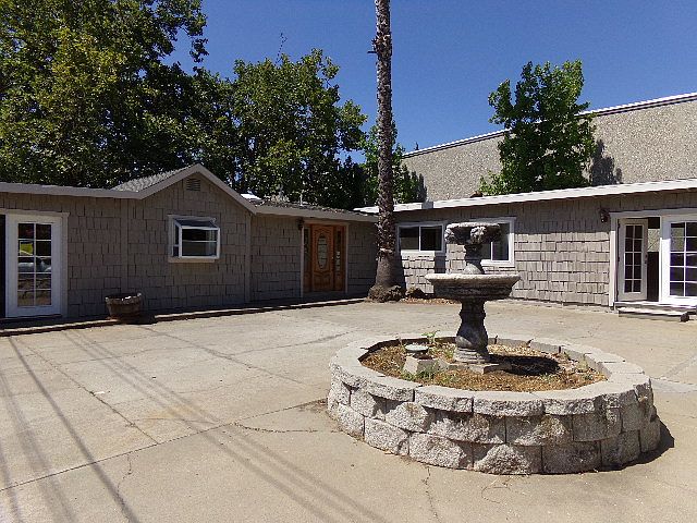 1st image of 6036 Lincoln Ave