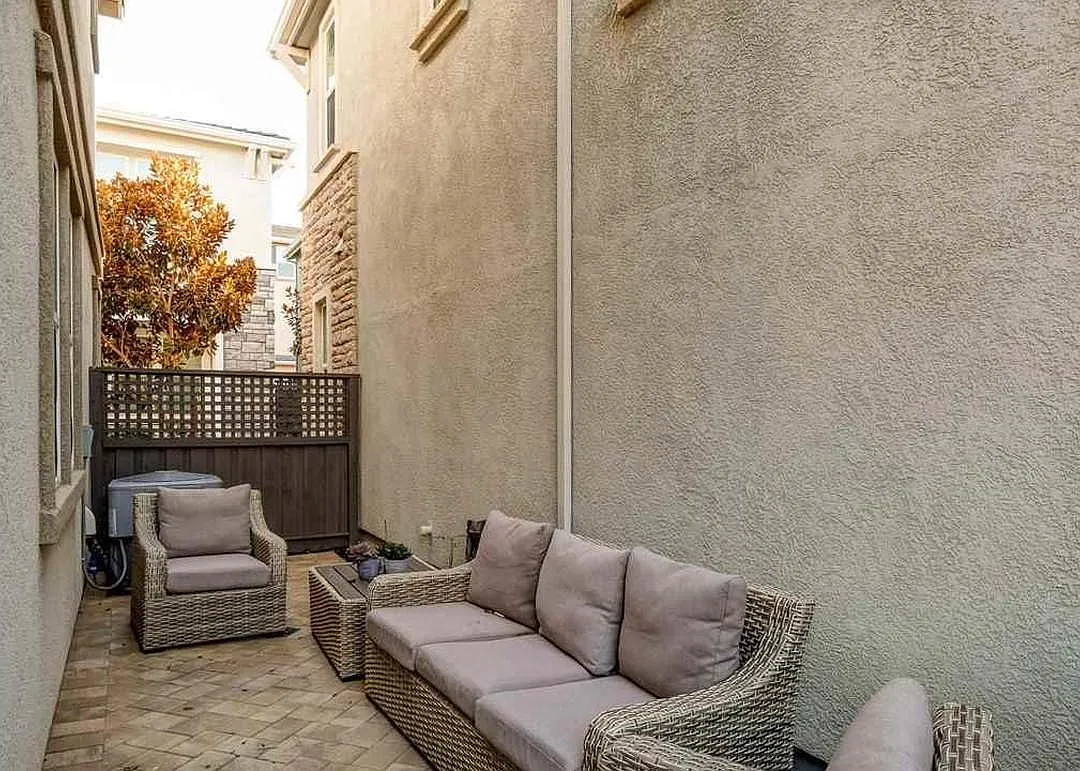 4 bed, 2114 sqft, $5,000 — Photo 3