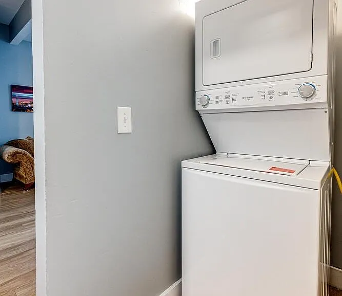 2324 Federal Blvd #A — Photo 13