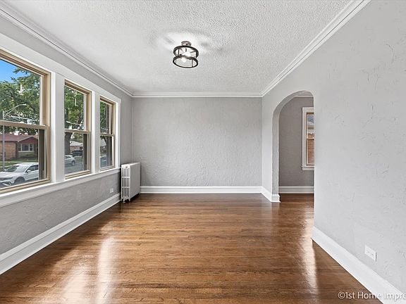 3rd image of 620 Marshall Ave