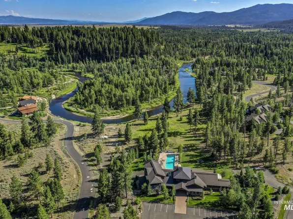 48 Fawnlilly Dr, McCall, ID 83638