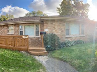 490 W Water St, Kankakee, IL 60901