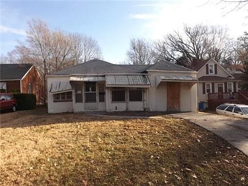 1st image of 2649 Grandview Blvd