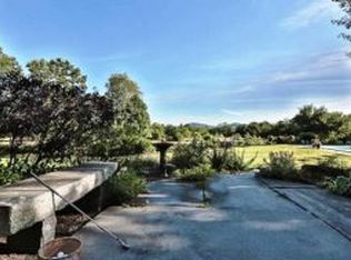 403 Tibbetts Hill Rd, Goffstown, NH 03045