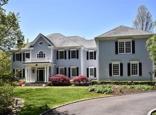 77 Amys Ln, New Canaan, CT 06840