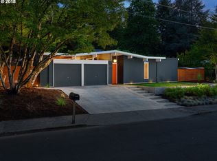 8590 SW Cecilia Ter, Portland, OR 97223