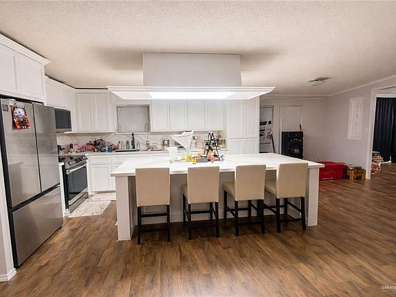 5th image of 1203 Jade St
