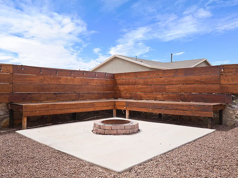 14333 Paraiso Dr — Photo 23
