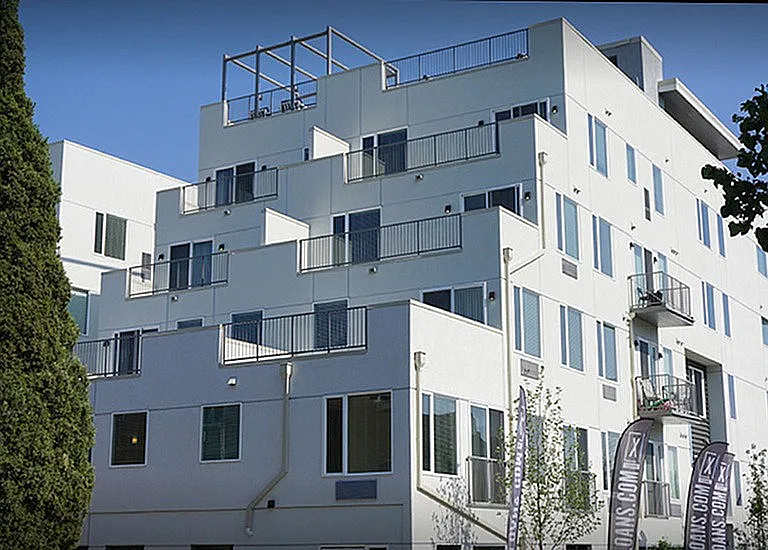 ba_xatsloans_exterior1_800x550