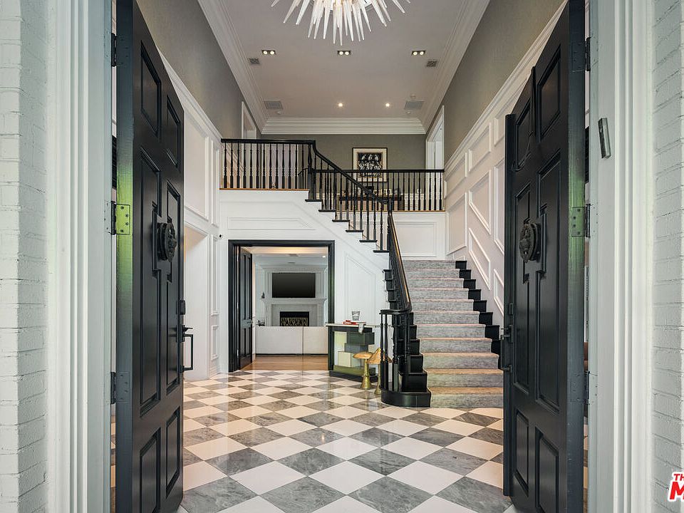 9135 Hazen Dr, Beverly Hills, CA 90210 | MLS #26877641 | Zillow
