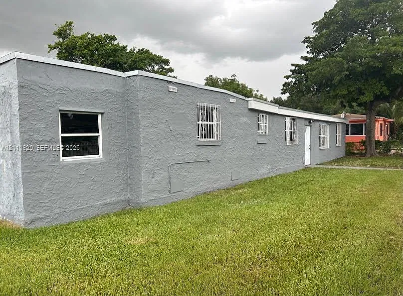 Everglades Avenue Hgts Re — Photo 4