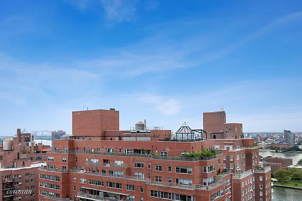 Rented by Corcoran | media 6