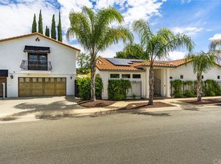 90 Riviera Ct, Chico, CA 95926