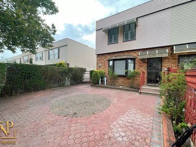 94 Amboy St, Brooklyn, NY, 11212