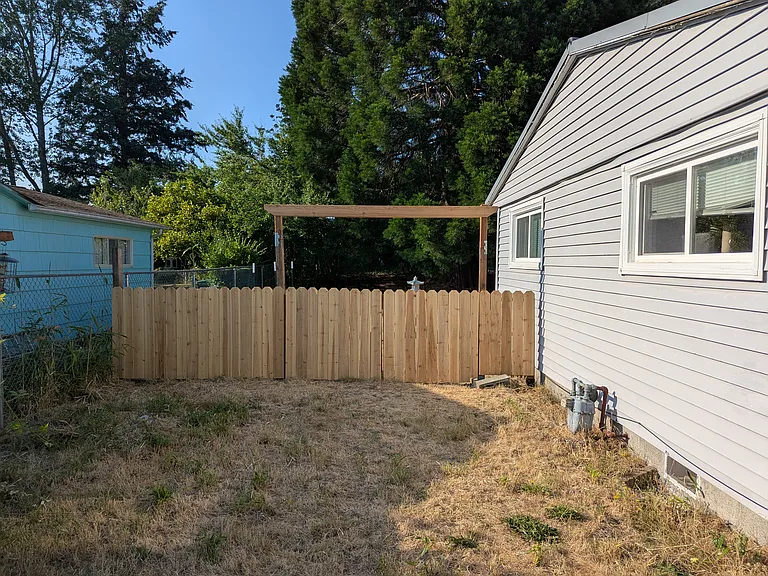 1326 Ivy Rd — Photo 9