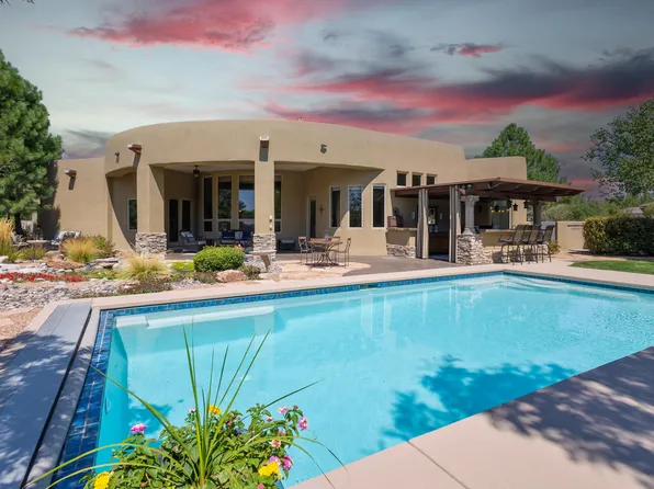 1100 Bona Terra Pl NW, Albuquerque, NM 87114