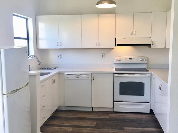 5th image of 2514 Sacramento St APT C