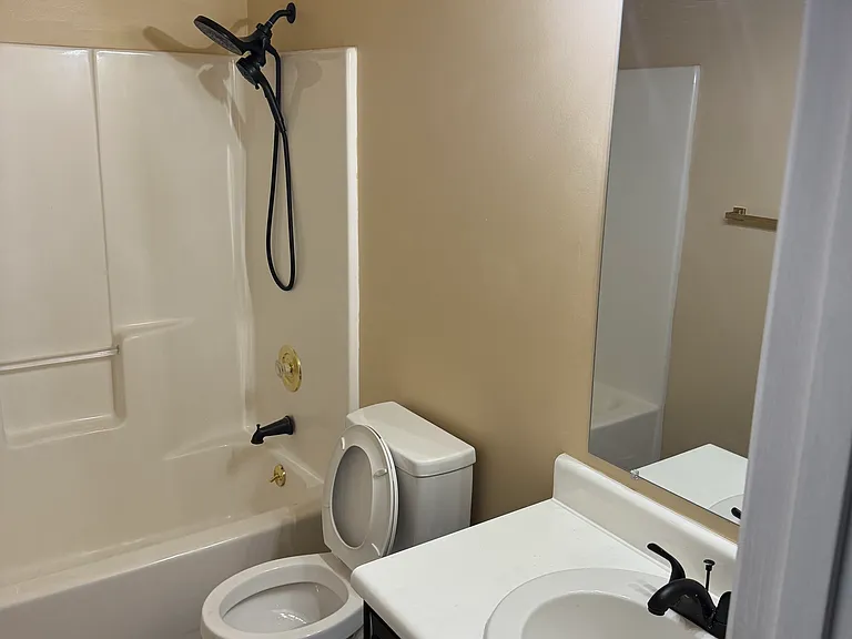 218 Hummingbird Ln — Photo 15