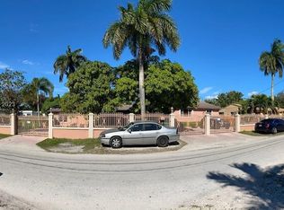 1471 NE 146th St #1, Miami, FL 33161