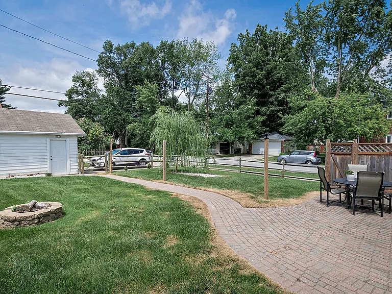 3177 Goddard Rd — Photo 22