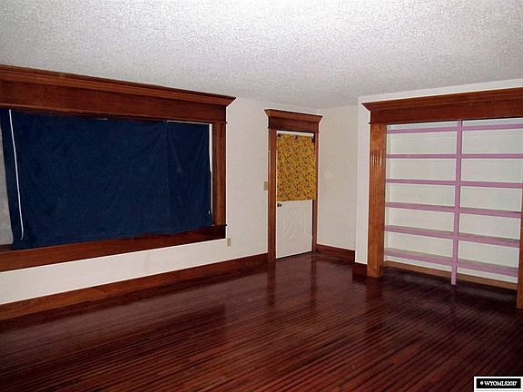 5th image of 106 Rainbow St