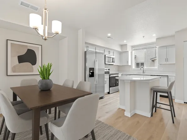 The Townhomes at Pine Drive