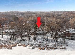 19620 Cottagewood Rd, Excelsior, MN 55331