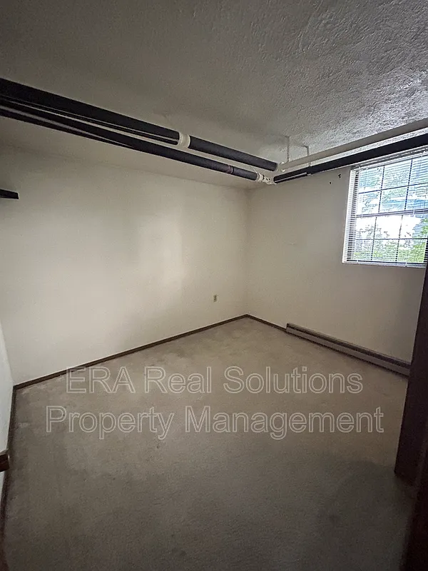 1 bed, 1.0 bath, $850 — Photo 3