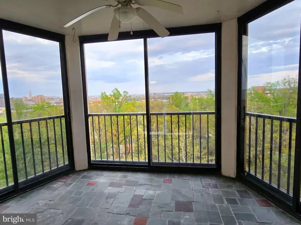 5903 Mount Eagle Dr APT 802, Alexandria, VA 22303