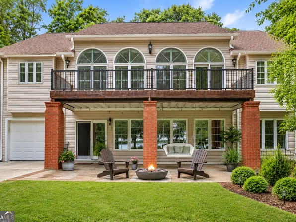 205 Mill Creek Cir, Martin, GA 30557
