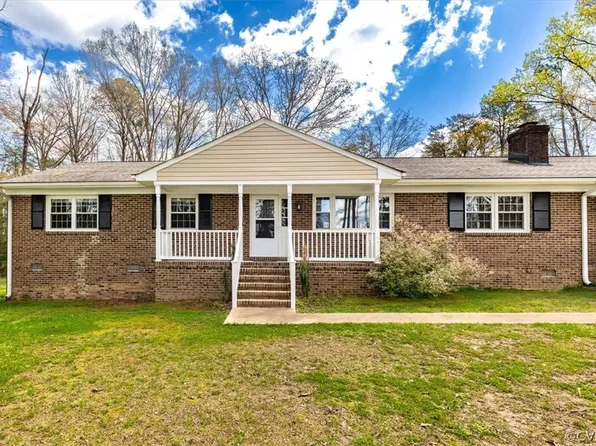 6165 Memorial Dr, Sandston, VA 23150