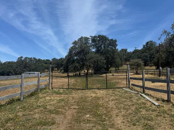 13908 Garden Bar Rd, Grass Valley, CA 95949