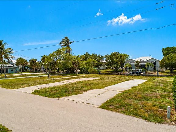 5th image of 24533 Dolphin ST