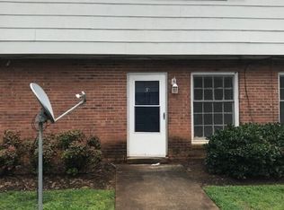 2917 Burgess Dr, Charlotte, NC 28208