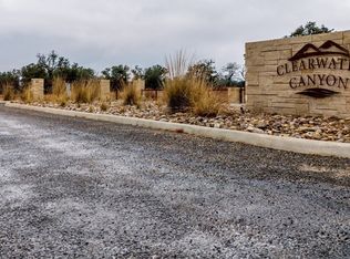 15 Clearwater Canyon Rd, Bandera, TX 78003