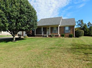 97 Tara Woods Dr, Leitchfield, KY 42754