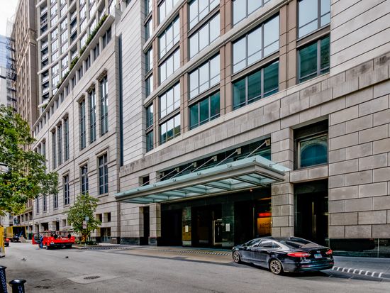 130 N Garland Ct APT 3401, Chicago, IL 60602
