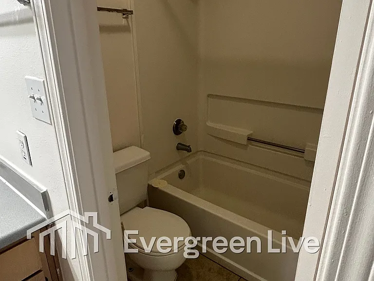 44 Callan Ct — Photo 19