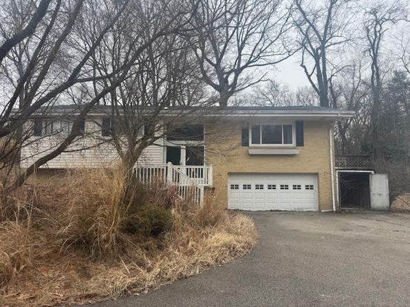 3801 Greenfield Rd, Allison Park, PA 15101