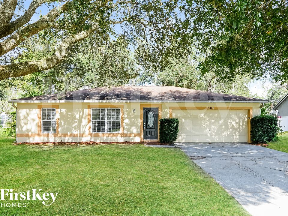 1st image of 206 Wild Forrest Dr