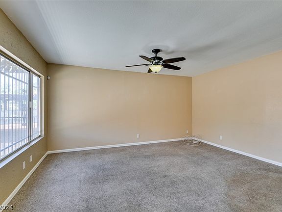5th image of 200 Shadybrook Ln Unit D